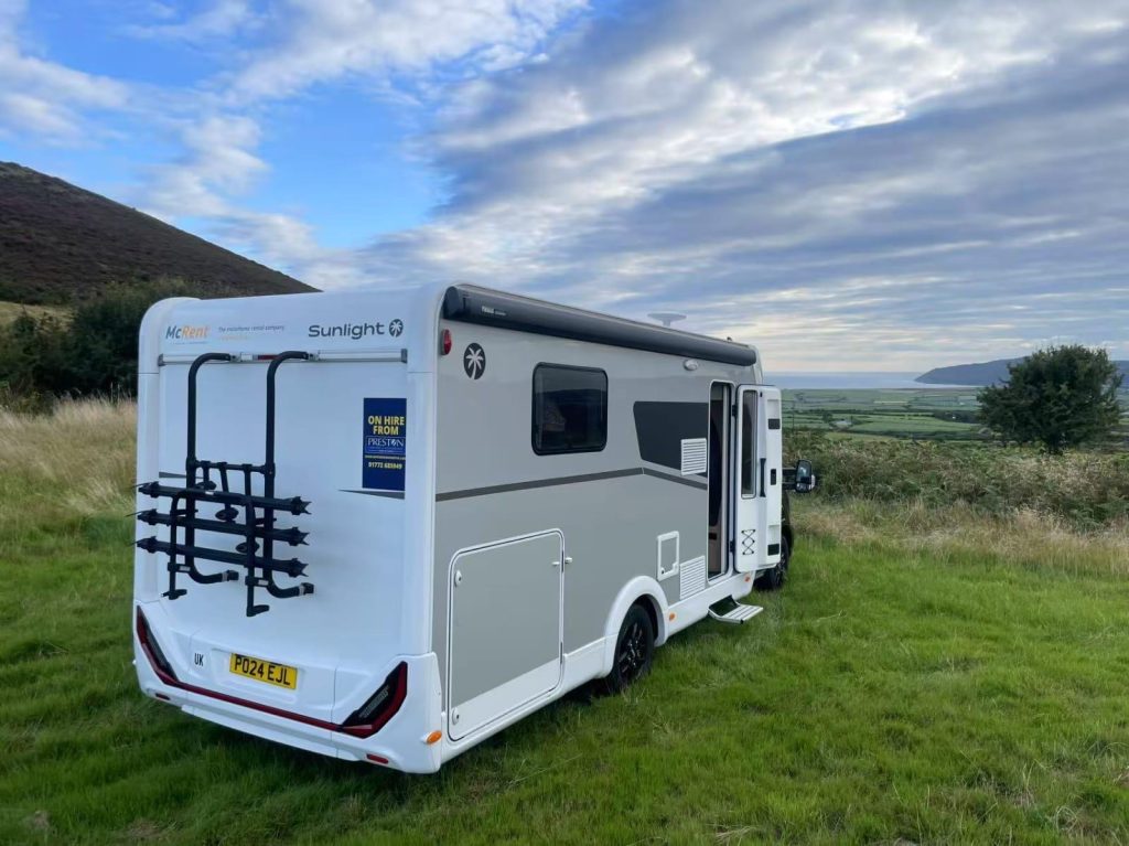 Easter 2026 Campervan & Motorhome Hire Special – 4 Nights for £450 or 7 Nights for £750